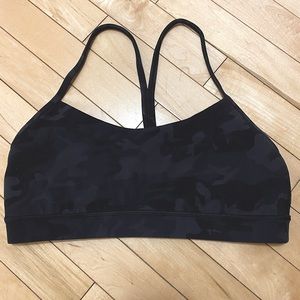 Lululemon Flow Y Sports Bra, Size 10, Camo